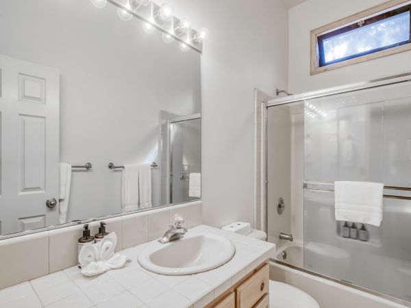 Lake Tahoe North Shore Home 1025293