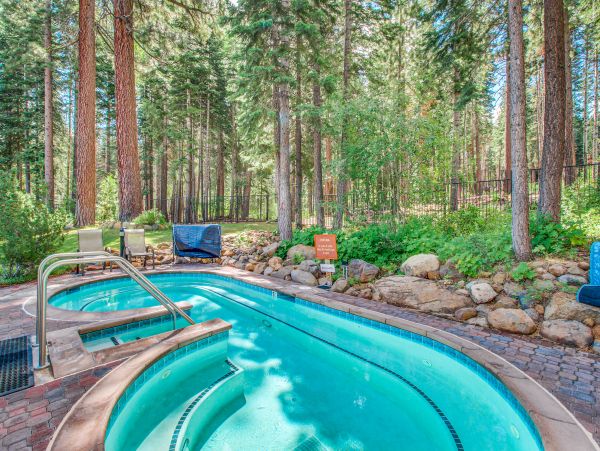Lake Tahoe North Shore Home 1025293