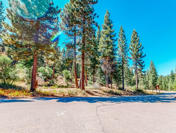 Lake Tahoe North Shore Home 1025293