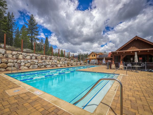 Lake Tahoe North Shore Home 1025296