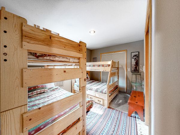 Lake Tahoe North Shore Home 1025297