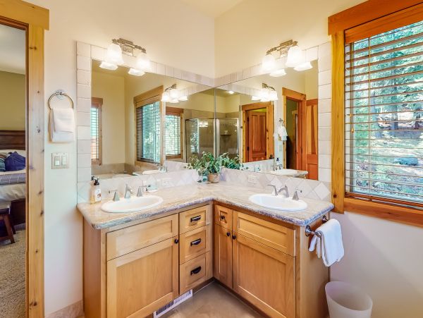 Lake Tahoe North Shore Home 1025299