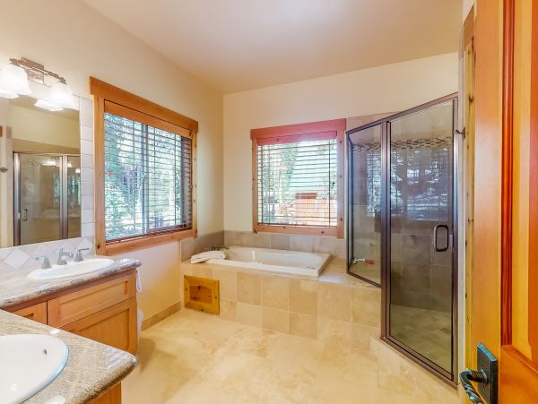 Lake Tahoe North Shore Home 1025299