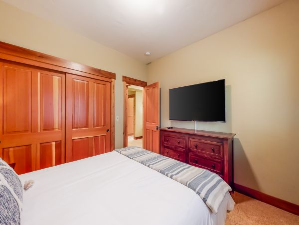 Lake Tahoe North Shore Home 1025299