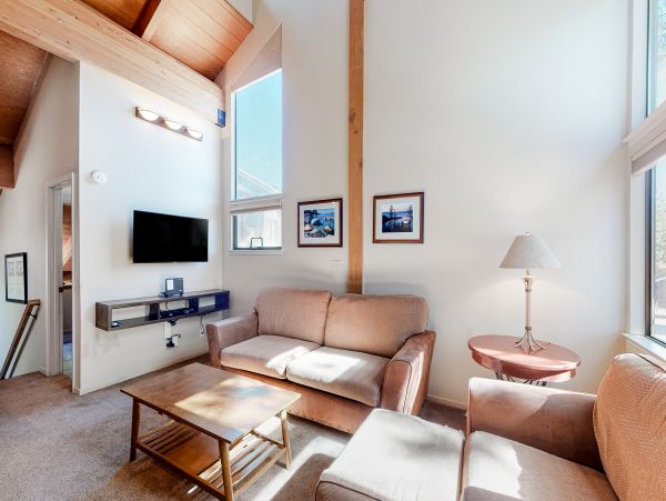 Lake Tahoe North Shore Home 1025300