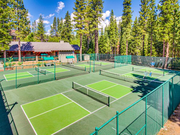 Lake Tahoe North Shore Home 1025300