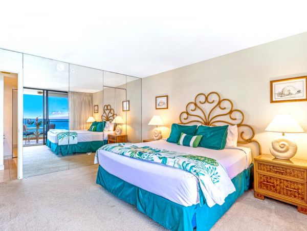 Oceanfront Kaanapali Vacation Condo One Bedroom