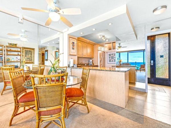 Oceanfront Kaanapali Vacation Condo One Bedroom