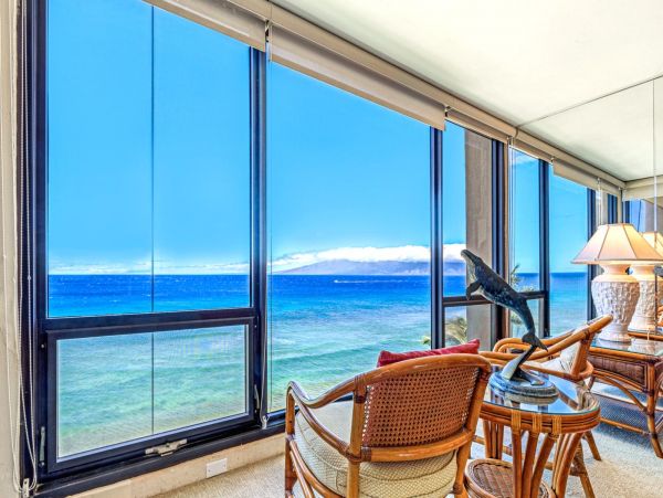 Oceanfront Kaanapali Vacation Condo One Bedroom
