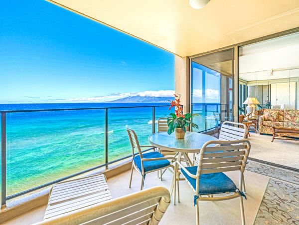 Oceanfront Kaanapali Vacation Condo One Bedroom