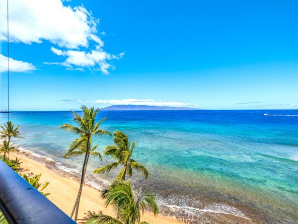 Oceanfront Kaanapali Vacation Condo One Bedroom