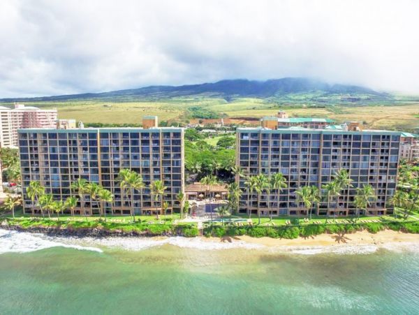 Oceanfront Kaanapali Vacation Condo One Bedroom