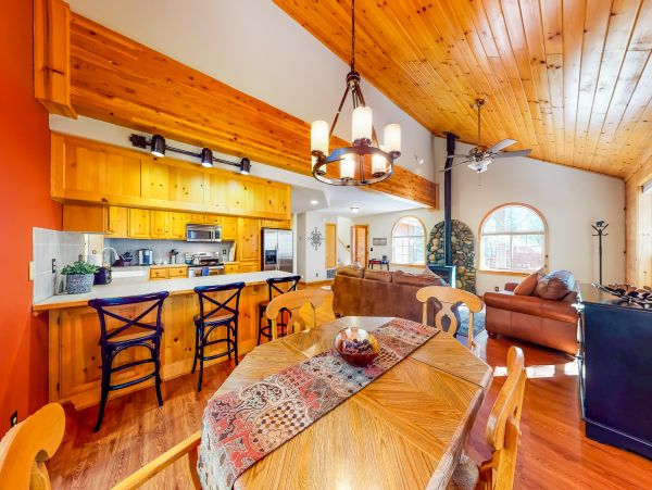 Lake Tahoe North Shore Home 1025305