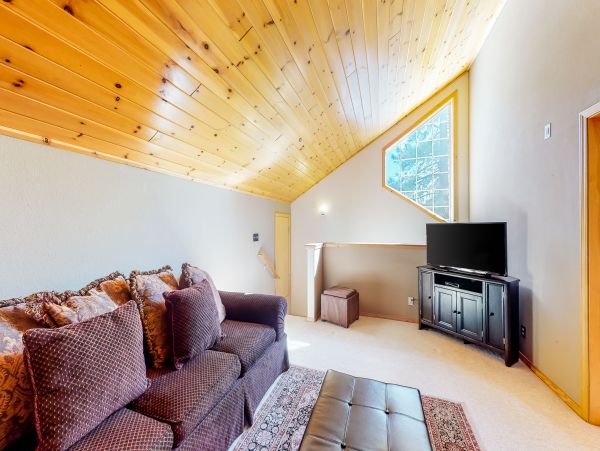 Lake Tahoe North Shore Home 1025305