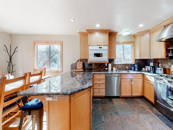 Lake Tahoe North Shore Home 1025306