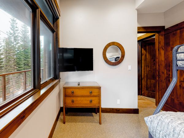 Lake Tahoe North Shore Home 1025308