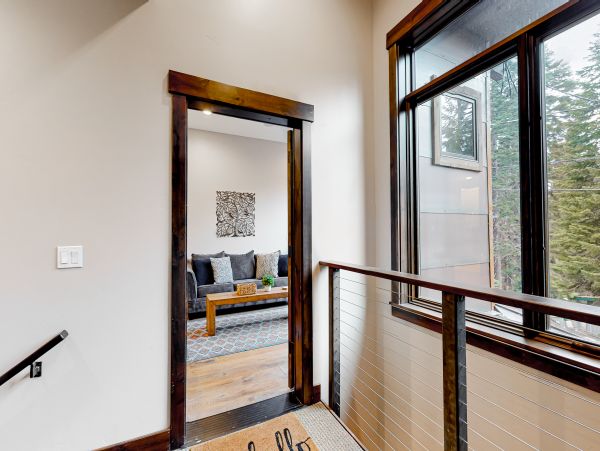 Lake Tahoe North Shore Home 1025308