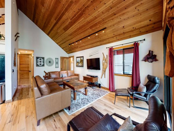 Lake Tahoe North Shore Home 1025310