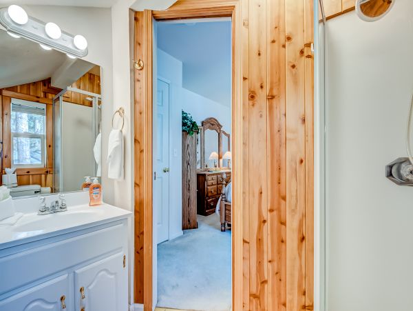 Lake Tahoe North Shore Home 1025318