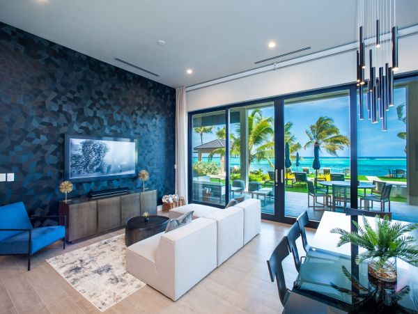 Luxury Cayman Islands Suite Oceanfront 4 Bedrooms