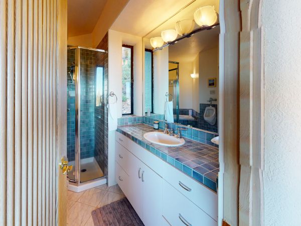 Lake Tahoe North Shore Home 1025330