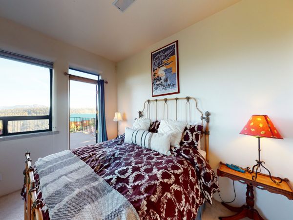 Lake Tahoe North Shore Home 1025330
