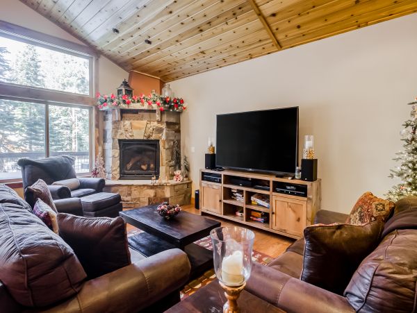 Lake Tahoe North Shore Home 1025331