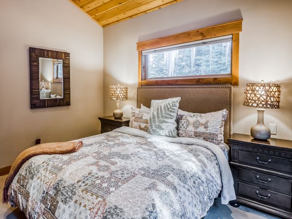Lake Tahoe North Shore Home 1025331