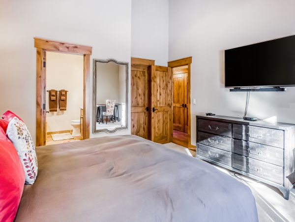 Lake Tahoe North Shore Home 1025331