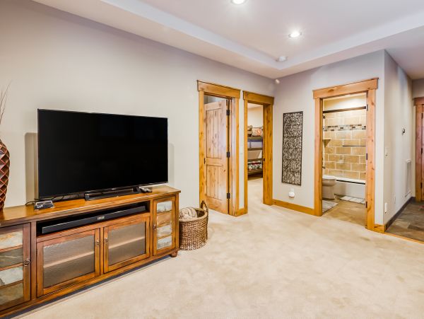 Lake Tahoe North Shore Home 1025331