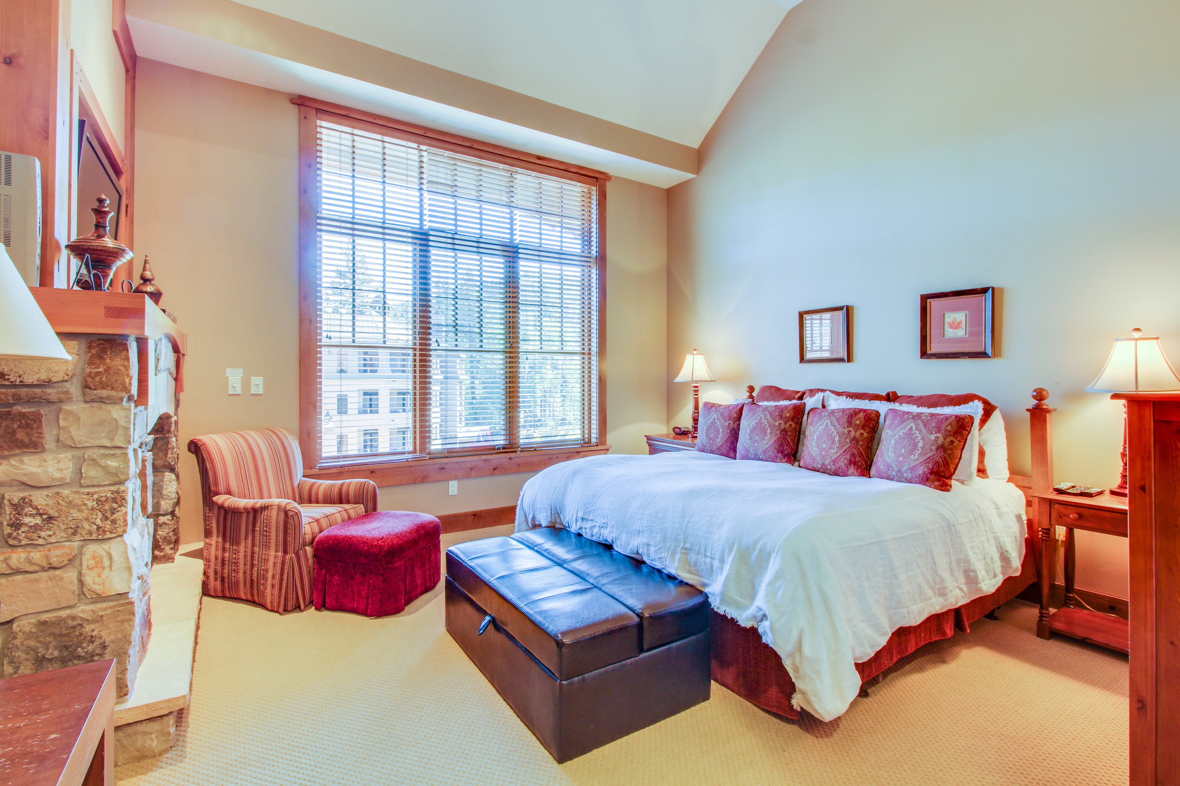 Lake Tahoe North Shore Home 1025333