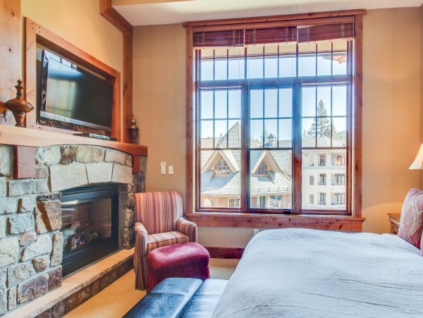 Lake Tahoe North Shore Home 1025333