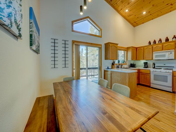 Lake Tahoe North Shore Home 1025334