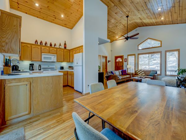Lake Tahoe North Shore Home 1025334