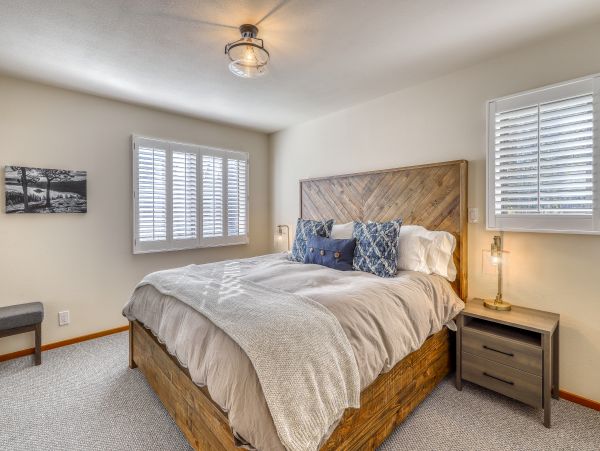 Lake Tahoe North Shore Home 1025335