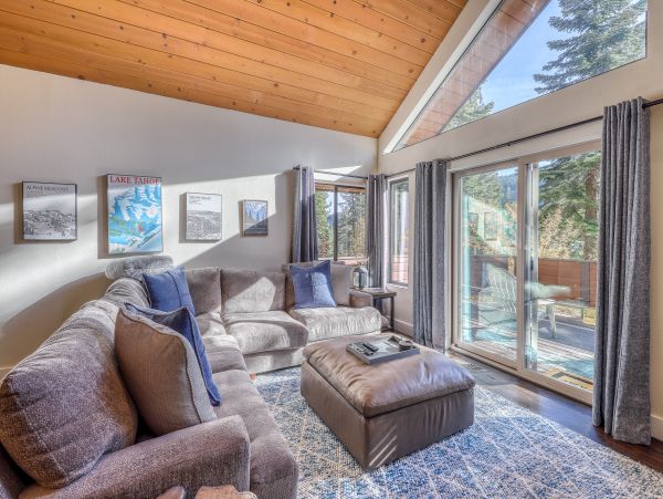 Lake Tahoe North Shore Home 1025335