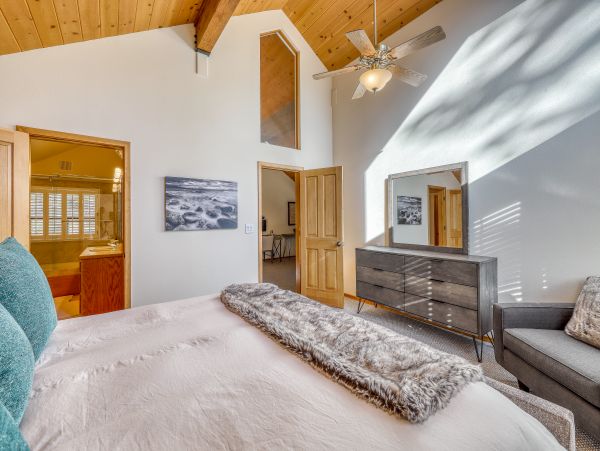 Lake Tahoe North Shore Home 1025335