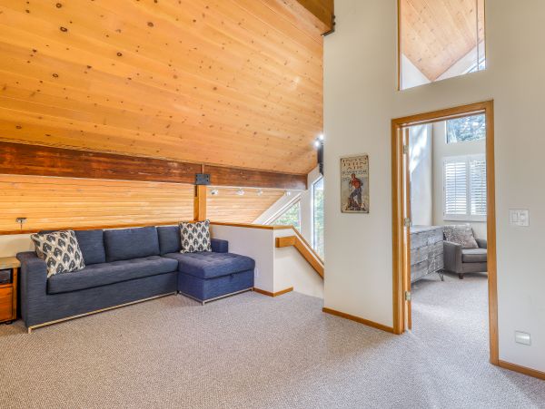 Lake Tahoe North Shore Home 1025335