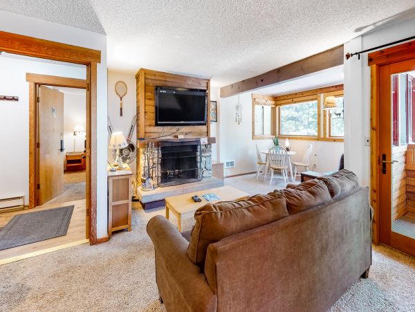 Lake Tahoe North Shore Home 1025336
