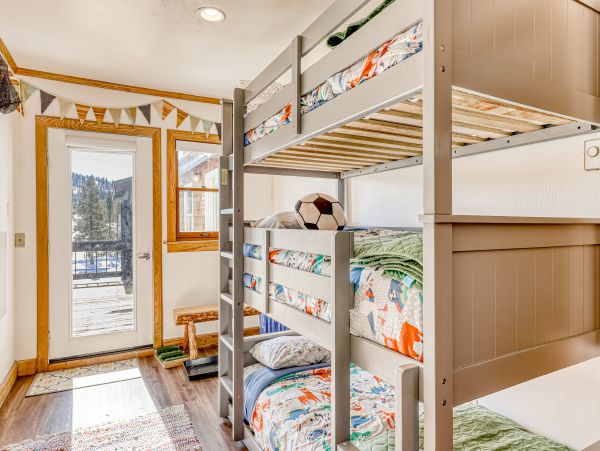 Lake Tahoe North Shore Home 1025337