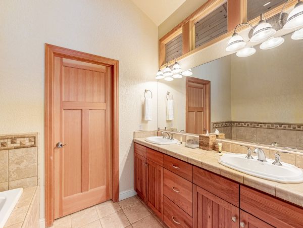Lake Tahoe North Shore Home 1025338