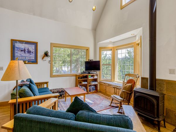 Lake Tahoe North Shore Home 1025341