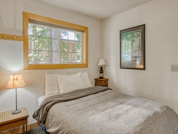 Lake Tahoe North Shore Home 1025341