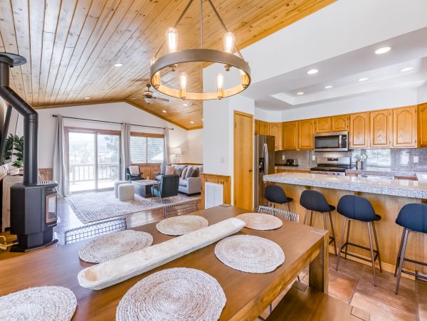 Lake Tahoe North Shore Home 1025344