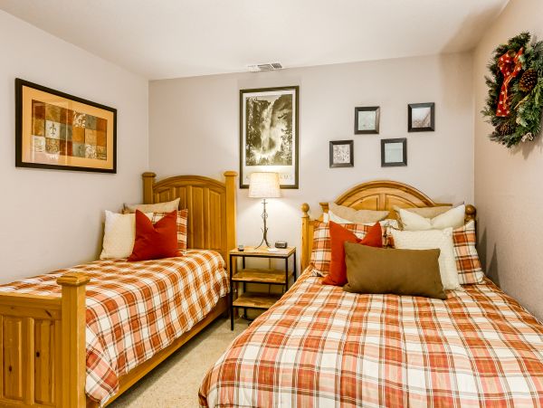 Lake Tahoe North Shore Home 1025345
