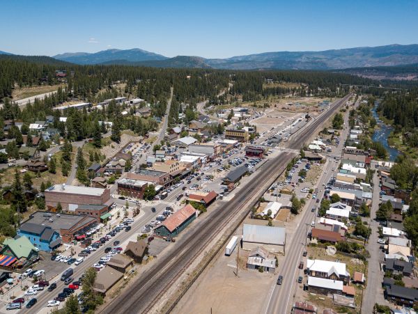 Lake Tahoe North Shore Home 1025345