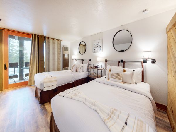 Lake Tahoe North Shore Home 1025346