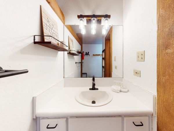 Lake Tahoe North Shore Home 1025346