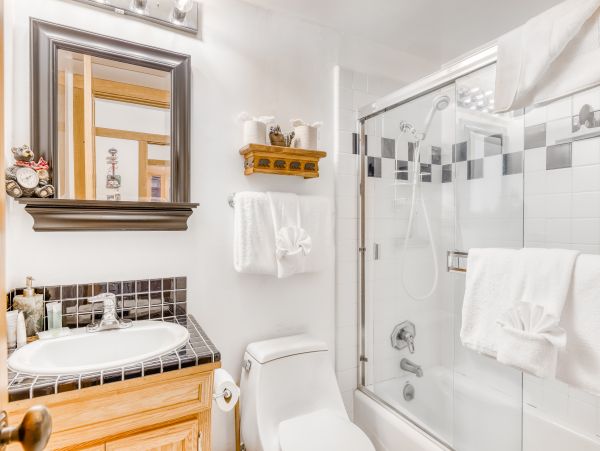 Lake Tahoe North Shore Home 1025347