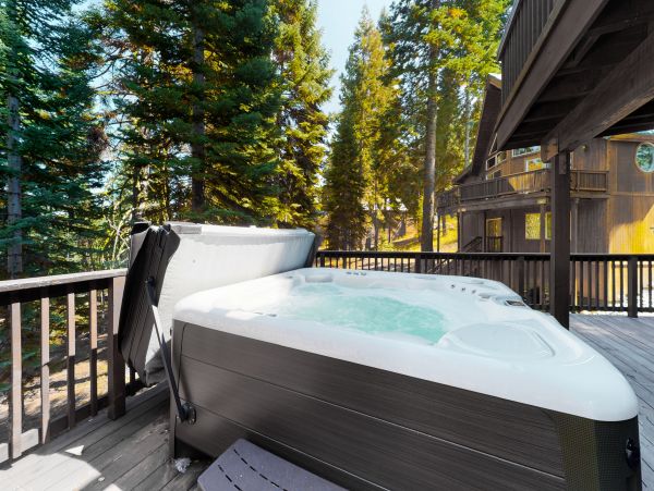 Lake Tahoe North Shore Home 1025351